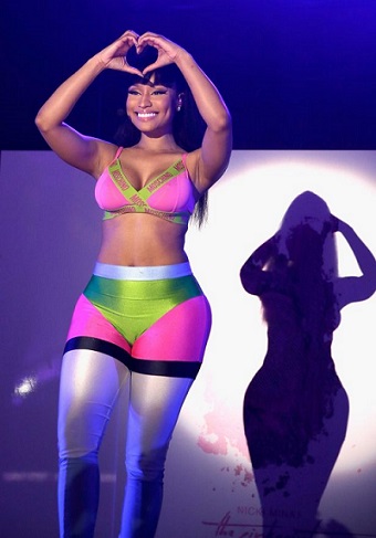 Nicki Minaj Heats Things Up at Pool Party!