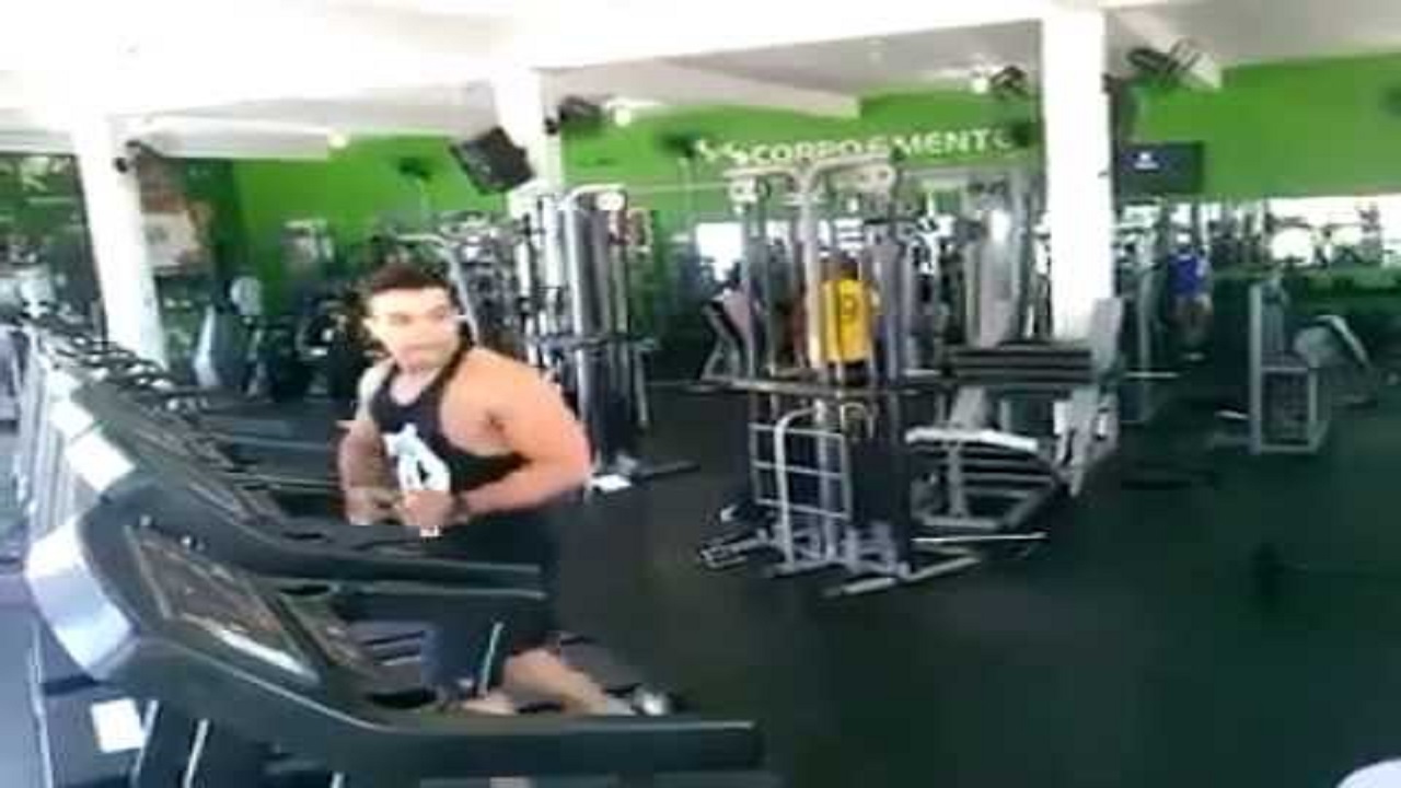 How Not To Impress A Girl At The Gym