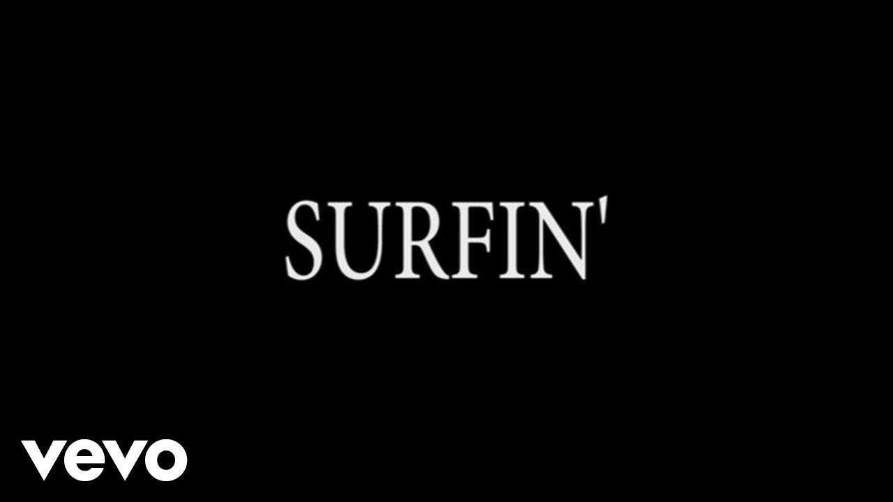 Kid Cudi Surfin ft. Pharrell (Video)