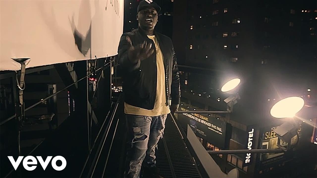 Zoey Dollaz Action Freestyle ft. MadMisfit (Video)